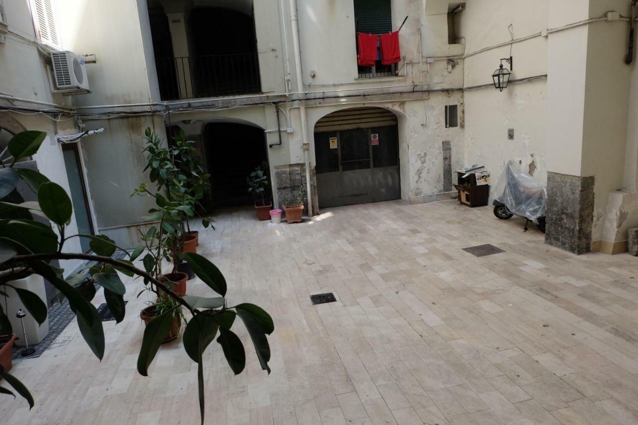White Room Idromassaggio Su Richiesta ナポリ エクステリア 写真