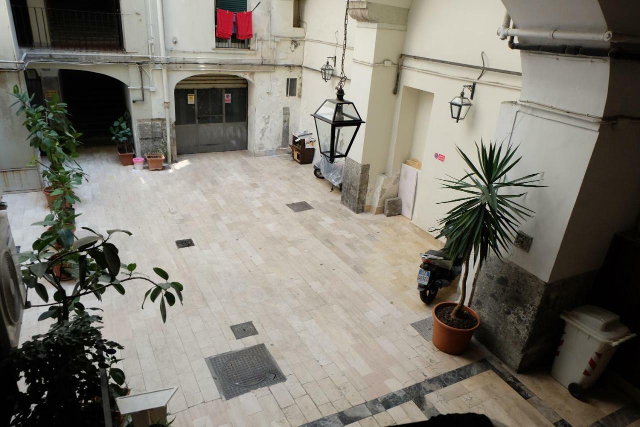 White Room Idromassaggio Su Richiesta ナポリ エクステリア 写真